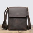 thumbnail image 3 of Bolso de hombro casual de cuero para hombre, bolso de piel de vaca con parte trasera inclinada de piel de caballo, bolso retro para hombre, simple, 3 of 5