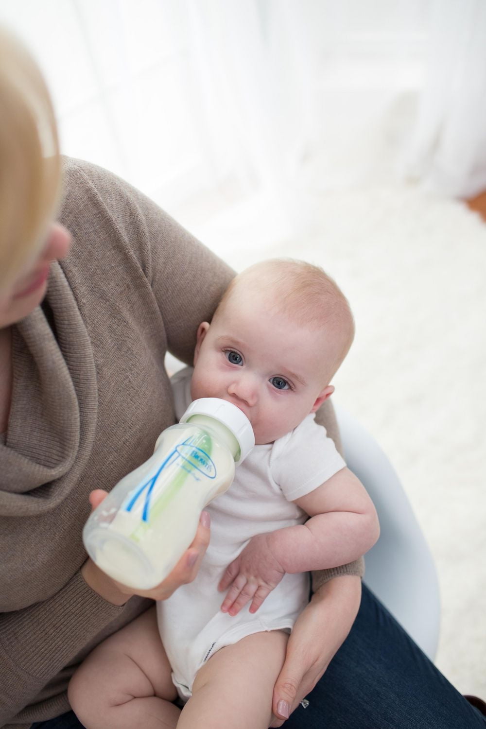 Dr. Brown's Natural Flow Anti-Colic Options+ Wide-Neck Bottle Essentials Gift Set with Breast-Like Nipple,100% Silicone HappyPaci Pacifier and Baby Bottle Travel Caps