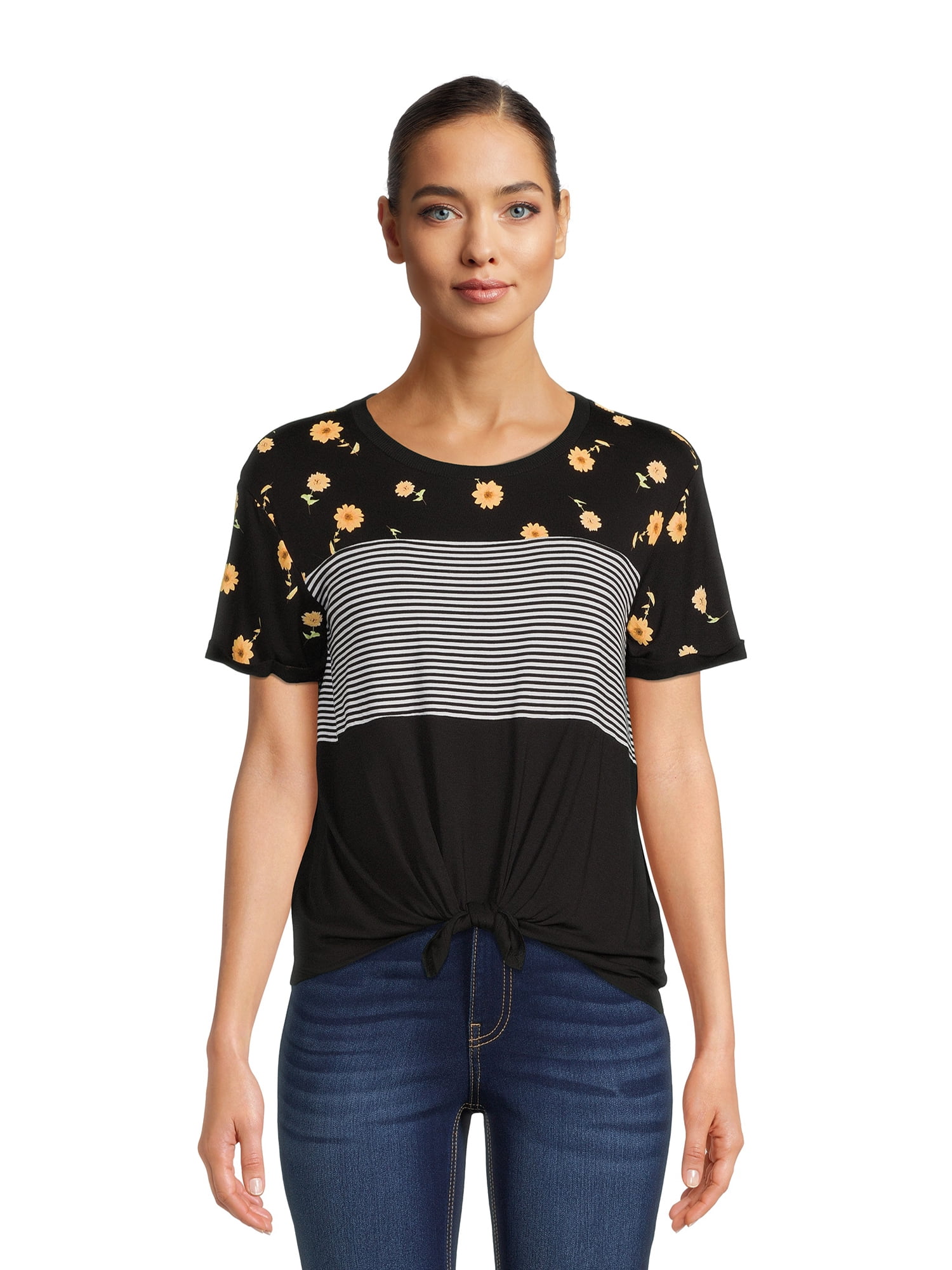 No Boundaries Juniors Knot Front Triple Stack T-Shirt