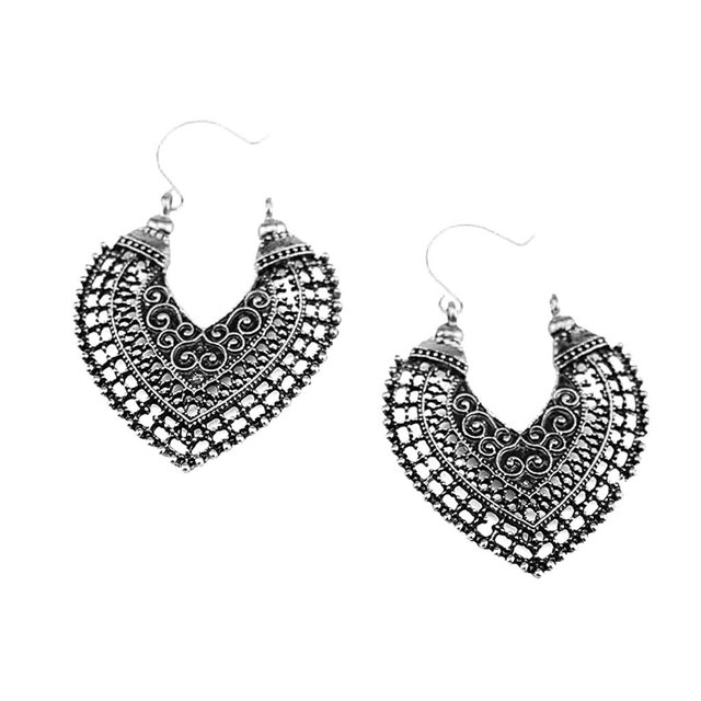 Pendientes de bronce plateado electrochapado Zulema corazón hueco tallado Plata antigua