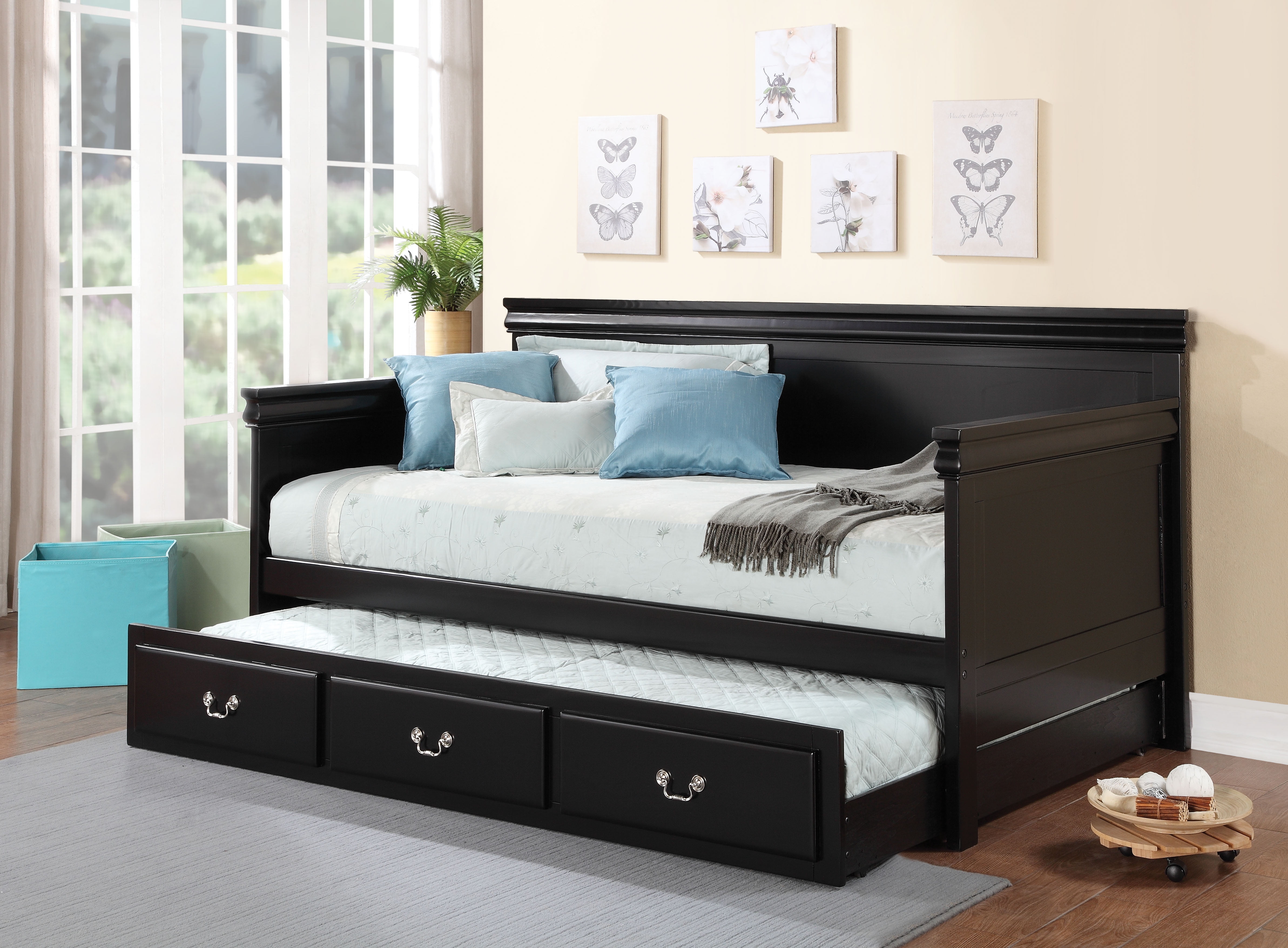 Sturdy Wooden Daybed, Black