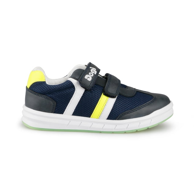 Tenis de malla para niño en color azul marino con detalles de piel en amarillo y laterales Dogi Tenis para niño