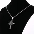 thumbnail image 2 of Collar con colgante de cruz YONGSHENG rosa de acero inoxidable Cadena de eslabones de 21,65', 2 of 4