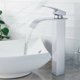 thumbnail image 1 of Elegante mejora de baño, grifo de lavabo alto con revestimiento de cromo pulido, diseño de caño en cascada que garantiza una experiencia de agua lujosa y eficiente, ideal para baños modernos, 1 of 1