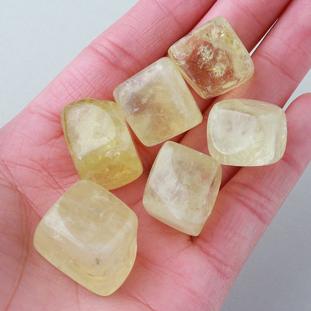 Xiao Hua Bloque de piedra cruda de cristal natural de 100 g, piedra de aromaterapia, piedra de expansión, decoración de pecera, bloque de piedra natural amarillo de 1,5-2 cm