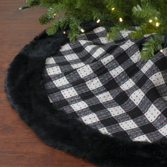 Northlight Buffalo Plaid Christmas Tree Skirt - 48" - Black and White