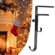 thumbnail image 4 of Colgador 2 en 1 para guirnaldas y calcetines navideños | Gancho ajustable para repisa de chimenea | Soporte para decoración navideña sin taladro para calcetines, coronas y adornos, 4 of 6