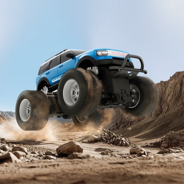 MotorDayz 1:16 Scale RC Ford Bronco 4x4 Remote Control SUV, Teal