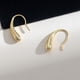 thumbnail image 5 of Pendientes Pequeña Gota de Agua Temperamento Femenino Viento Frío Pendientes Pequeño Lóbulo Femenino, 5 of 8