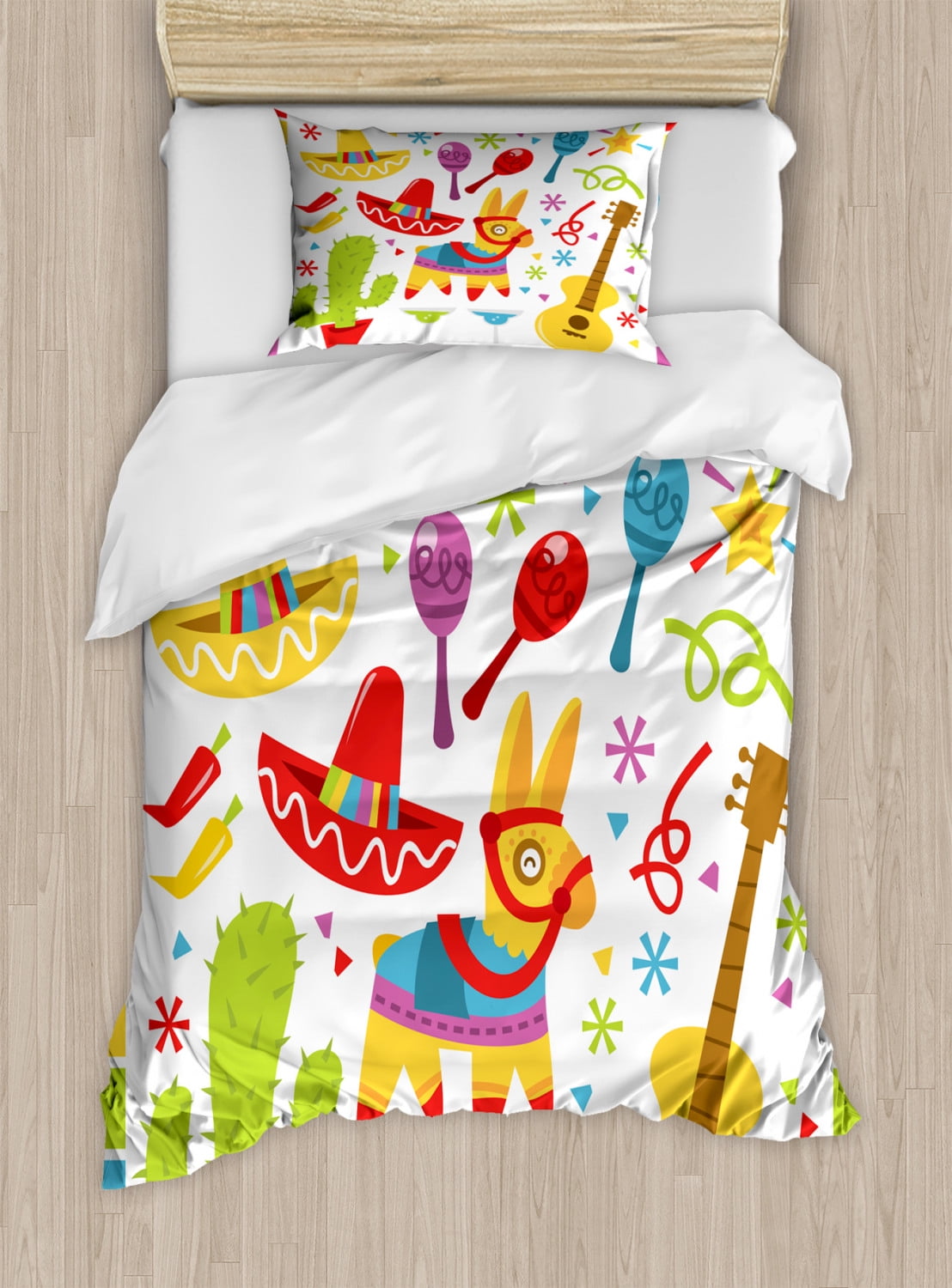 Fiesta Duvet Cover Set, Mexican Party Pattern Cactus Sombrero Musical Items and a Pinata Ethnic