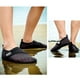 thumbnail image 2 of Zapatos de playa tipo calcetín para hombre, antideslizantes, con suela blanda, transpirables y para deportes al aire libre (talla 40/41), 2 of 6