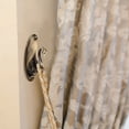 thumbnail image 2 of Par de ganchos de amarre para cortinas estilo cisne (bronce), 2 of 7