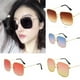 thumbnail image 1 of Gafas de sol retro de gran tamaño con diseño personalizado de Phnom Penh, 1 of 5