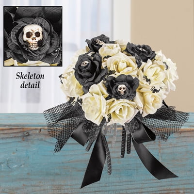 - Collections Etc Creepy Rose Bouquet for Scary Bride Costume or Indoor Home Halloween Décor