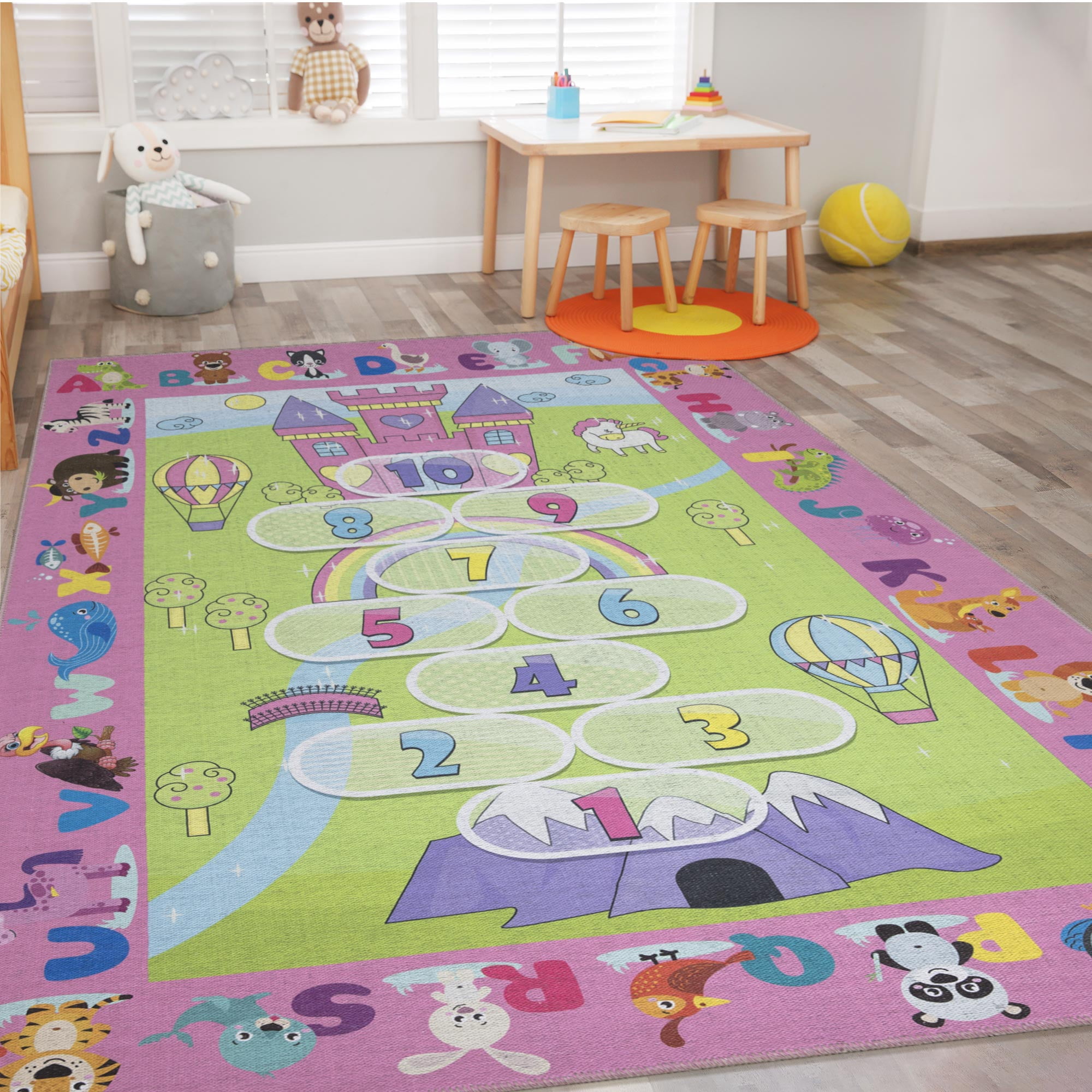 Ottomanson Washable Flatweave Kids Hopscotch Princess 5x7 Play Mat Area Rug, 5' x 7', Pink