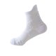 thumbnail image 4 of Calcetines de mujer de moda de color sólido a prueba de olores deportivos que absorben el sudor Calcetines antideslizantes Calcetines de mujer de poliéster, 4 of 4