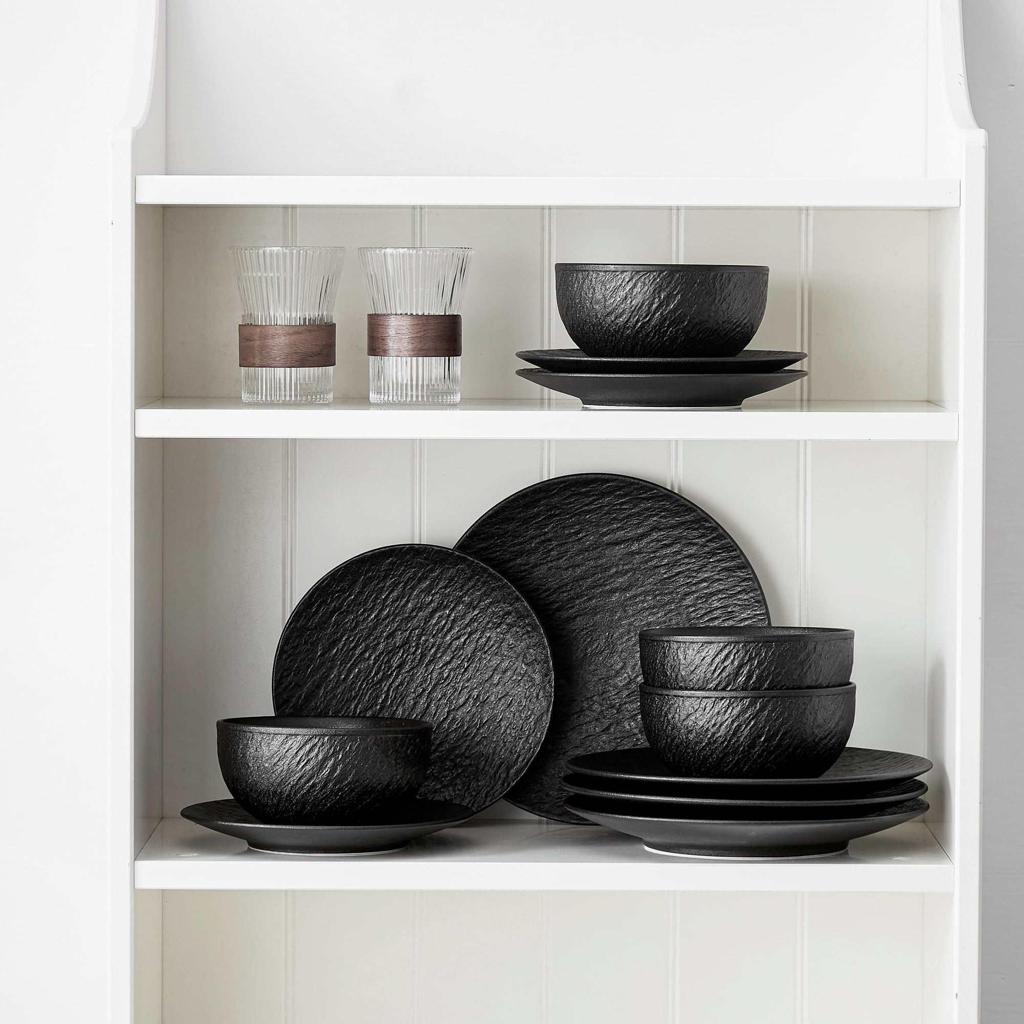 Lareina 12 Piece Dinnerware Sets Service for 4, Ceramic Dinner Plates Dishes Bowls Sets for Kitchen, Chip and Crack Resistant Dishwasher Microwave Safe, Reactive Stone Texture Matte Black