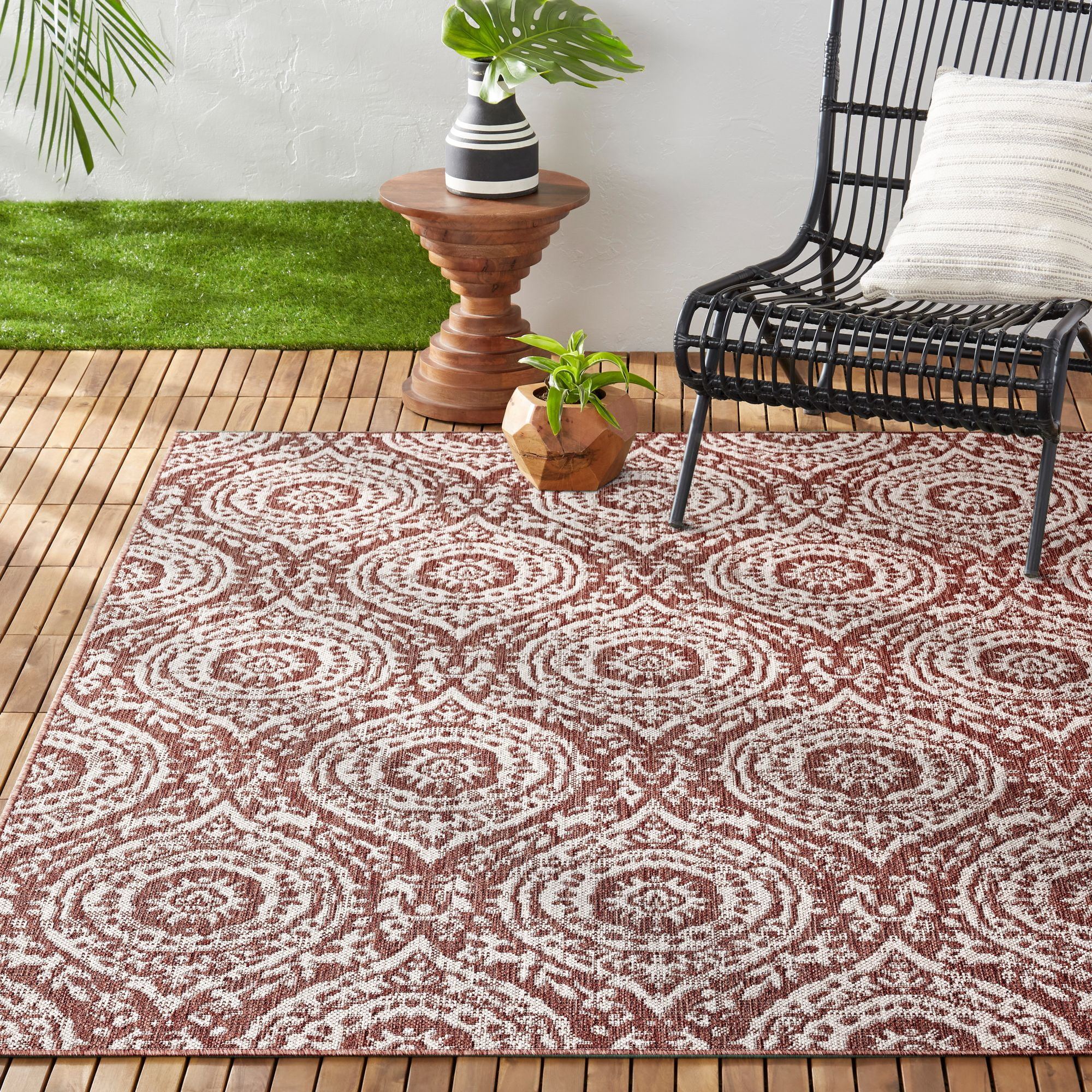 Nicole Miller New York Patio Country Zoe Moroccan Damask Indoor/Outdoor Area Rug, Terracotta/Ivory , 5'2"x7'2"
