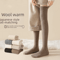 thumbnail image 1 of Calcetines altos cálidos de terciopelo grueso de otoño e invierno para mujer, calcetines blancos con almohadillas para la rodilla, calcetines antideslizantes por encima de la rodilla, 1 of 5