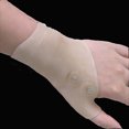 thumbnail image 4 of Guantes de masaje con corrector de presión de gel para artritis y soporte magnético para muñeca, mano y pulgar, 4 of 5