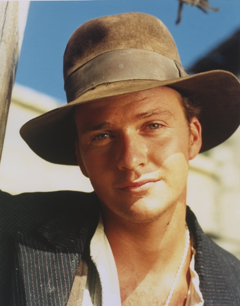 Sean Patrick Flanery Close Up Portrait 