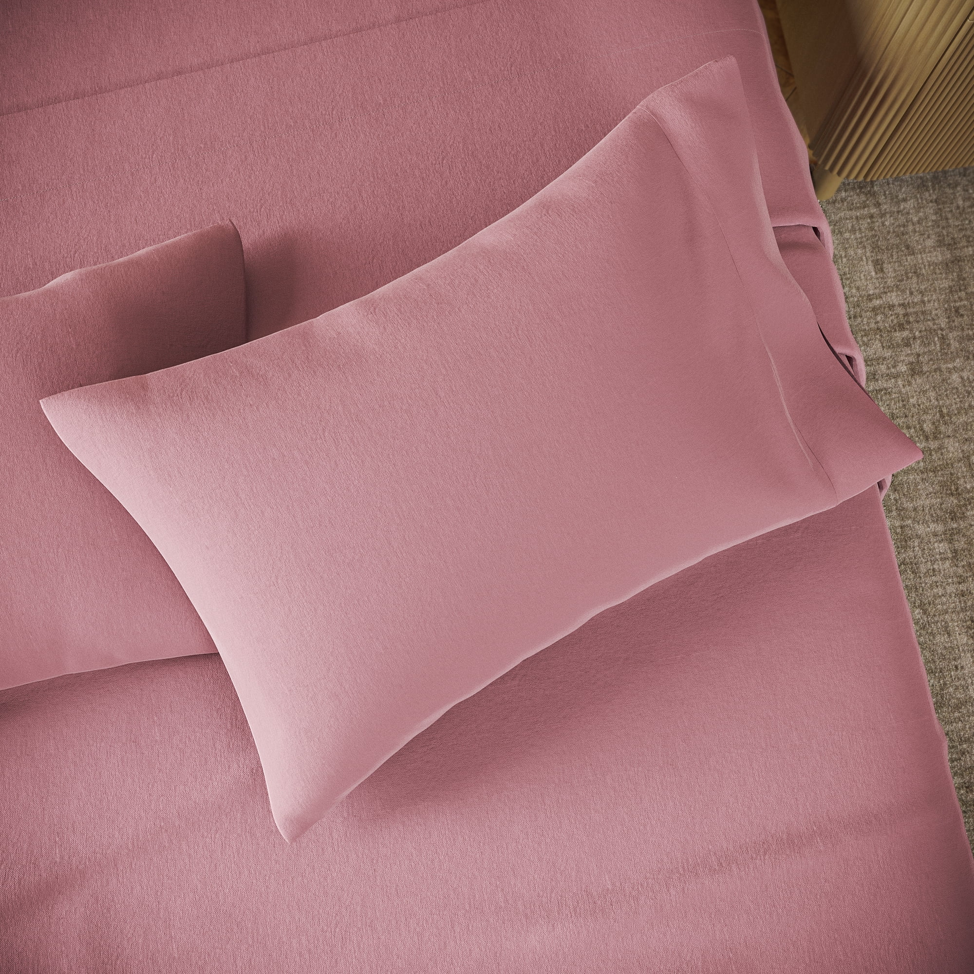 Beautiful Solid 4-Piece 100% Cotton Washed Percale Woodrose Sheet Set, Queen by Drew Barrymore