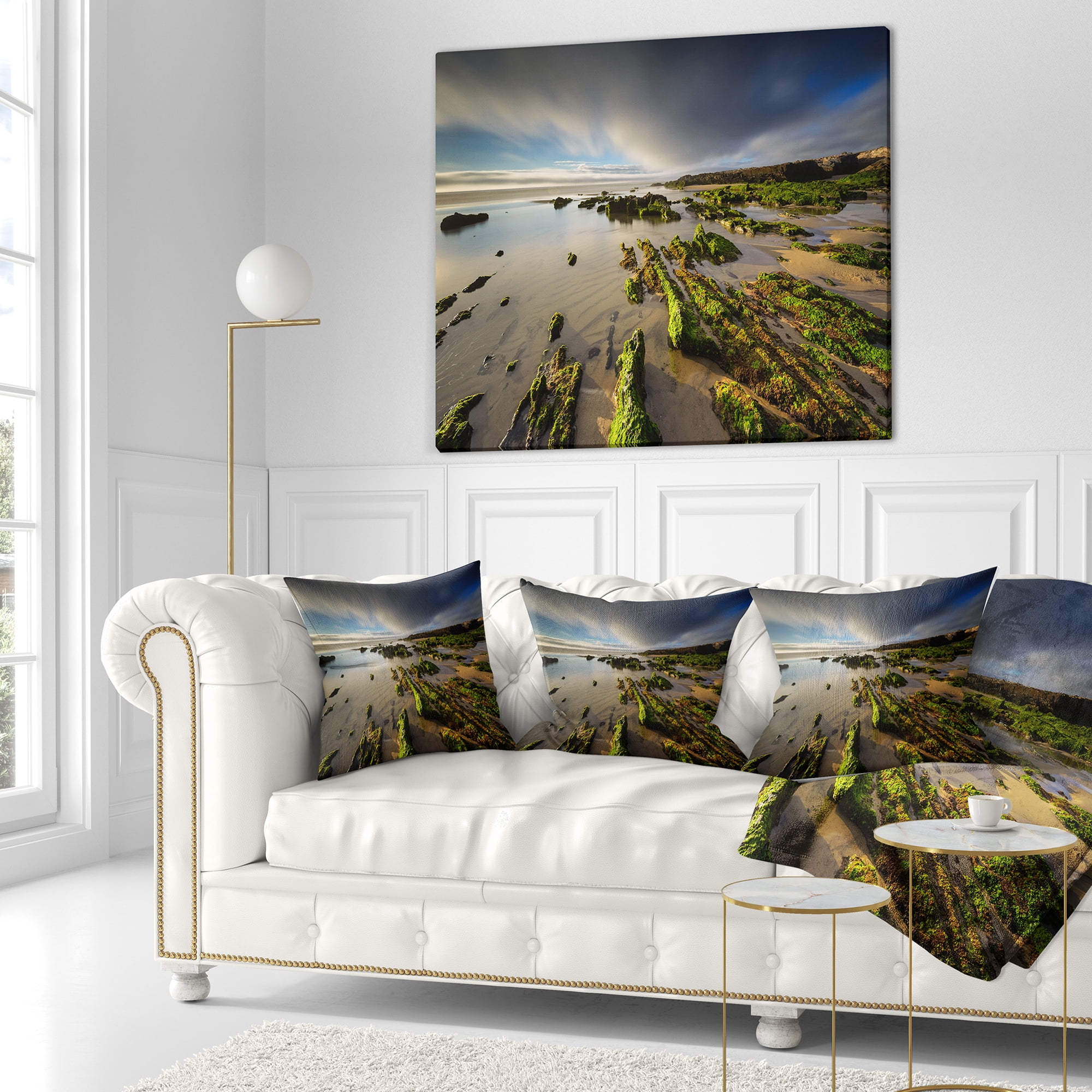 Designart Furnas Virgin Beach Galicia Spain - Seashore Throw Pillow - 16x16
