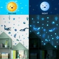 thumbnail image 2 of Calcomanías de arte de pared de océano, pegatinas temáticas de mar que brillan en la oscuridad, medusas, ballena, pulpo, calcomanías de espuma para pared para niños, niños y adultos, 2 of 5