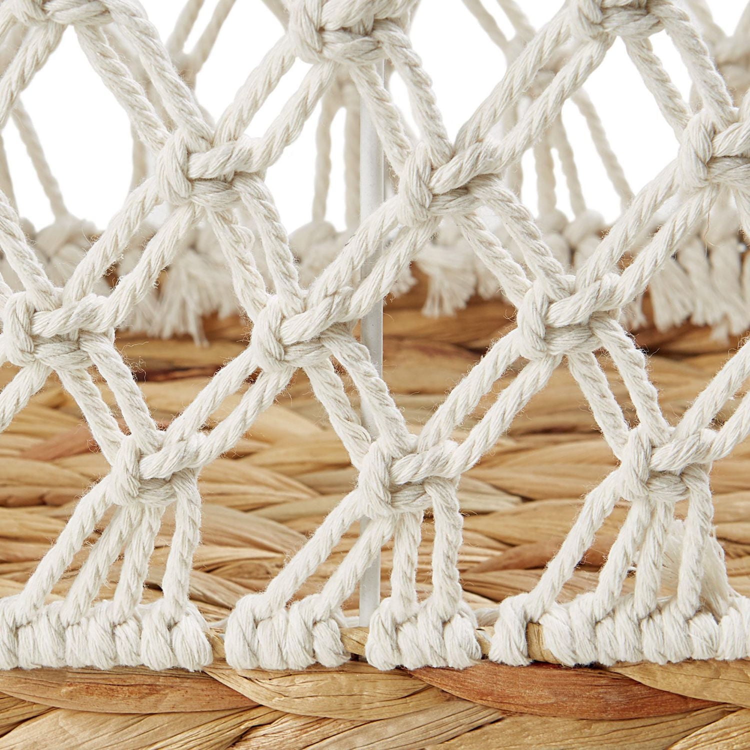 HOMETRENDS Décor Basket, Rope & water hyacinth