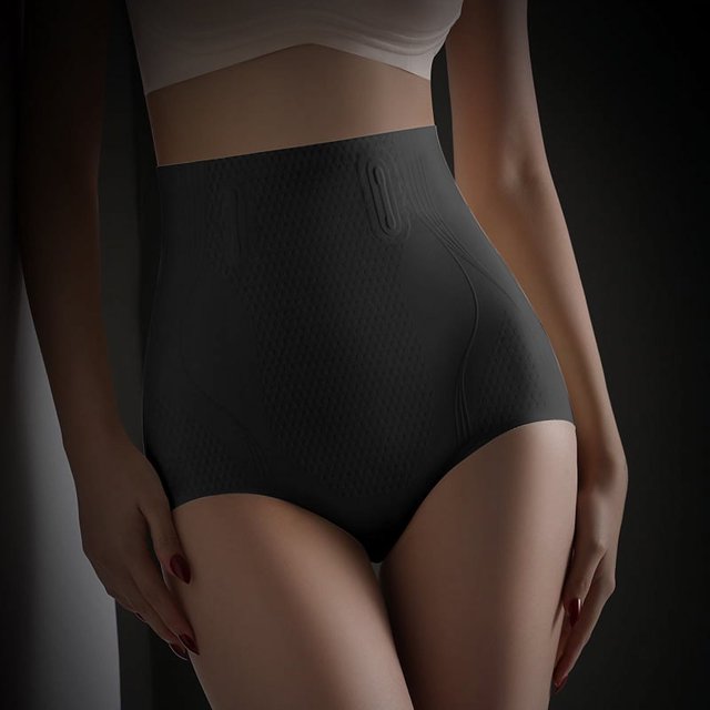 Ropa interior de mujer con cintura alta, firme y sin marcas, que teñirá el vientre y la cadera