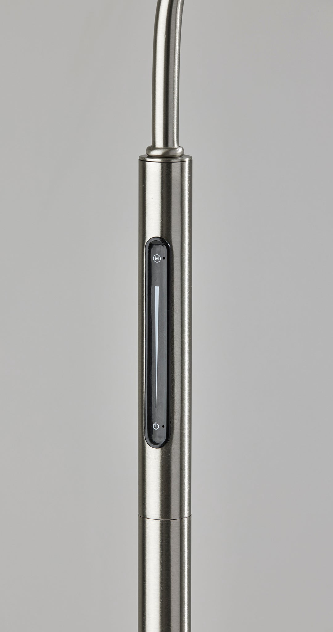 Cyrus LED Floor Lamp w. Smart Switch