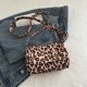 thumbnail image 3 of Bolso casual de moda para mujer, nueva tendencia de verano 2024, bolso cuadrado pequeño, bolso de mano con forma de mariposa personalizado, 3 of 5