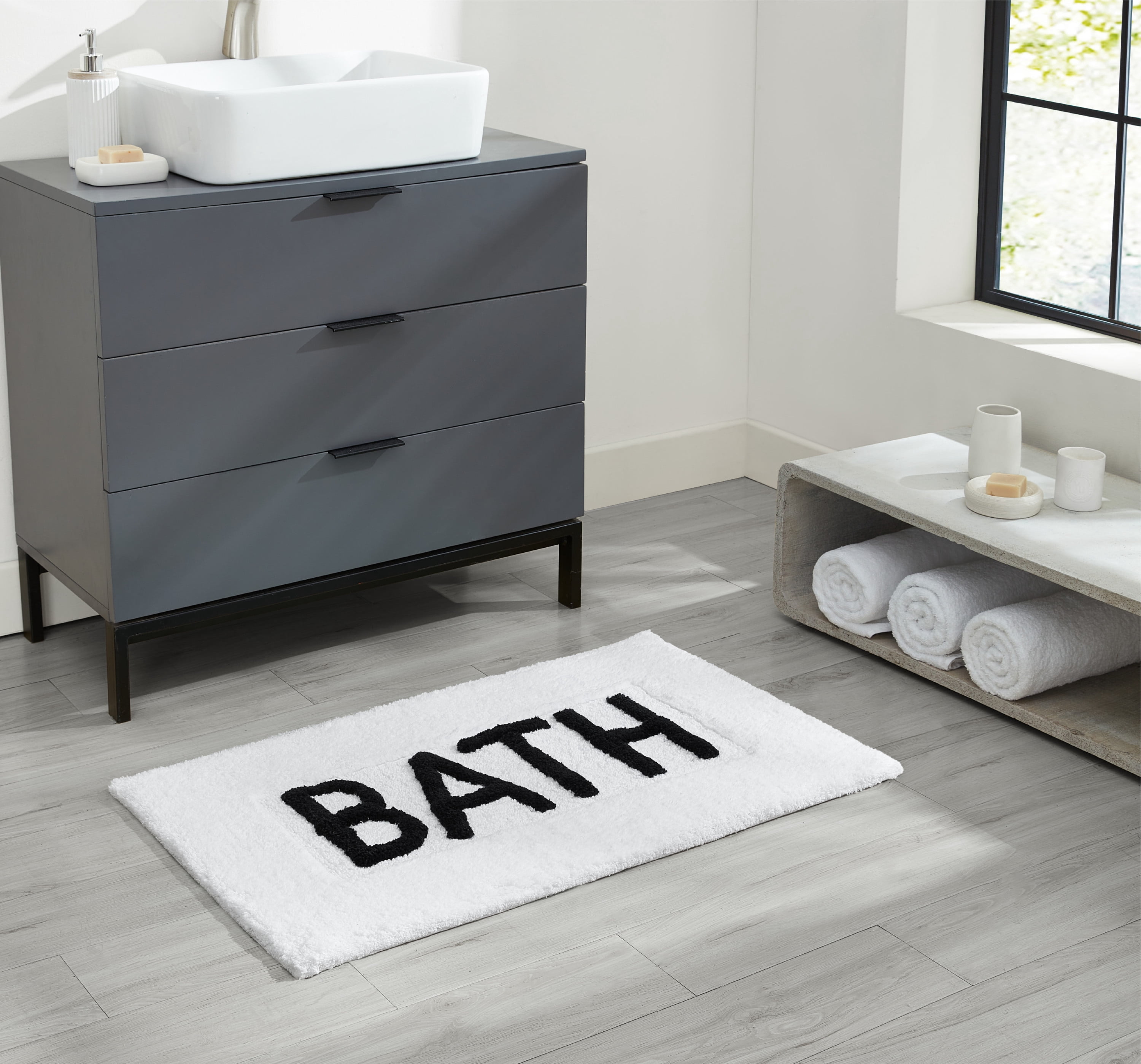 Jean Pierre "Bath" 21"x34" Cotton Bath Rug, White