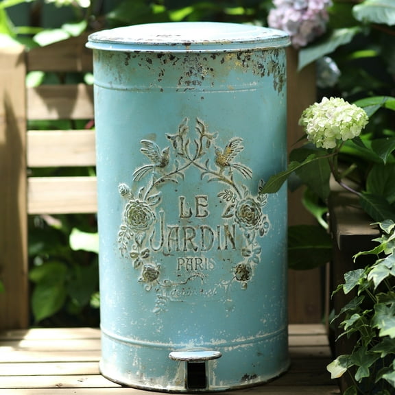 Vintage Metal Step On Trash Can With Lid 4.5 Gallon Farmhouse Rustic Garbage Can Waste Bin for Kitchen Bathroom Bedroom Porch