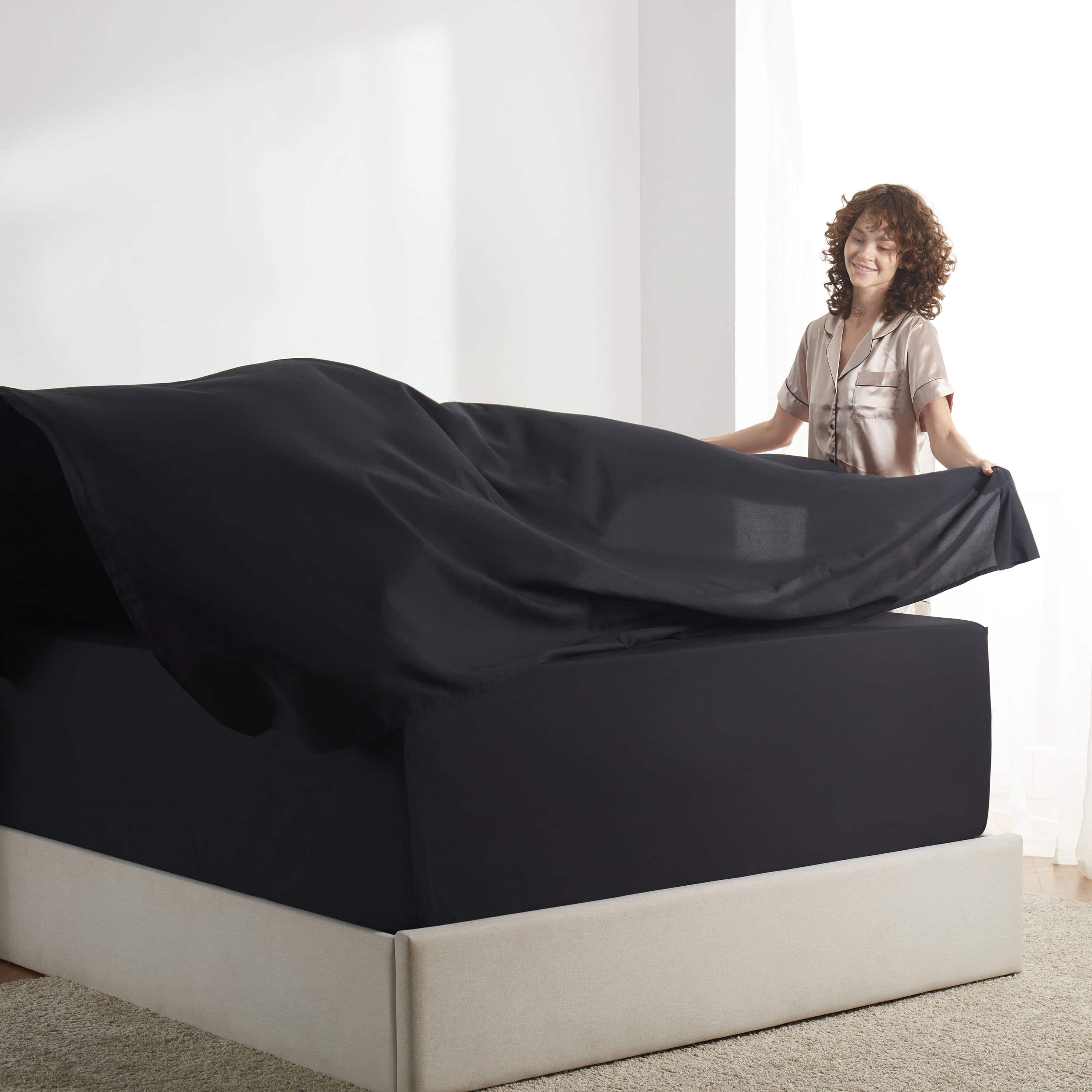 LammaLoe Extra Deep Pocket Split King Sheets set, Fits 18"-24" Mattress, 7 Piece Soft Microfiber Bed Sheet Sets, Black