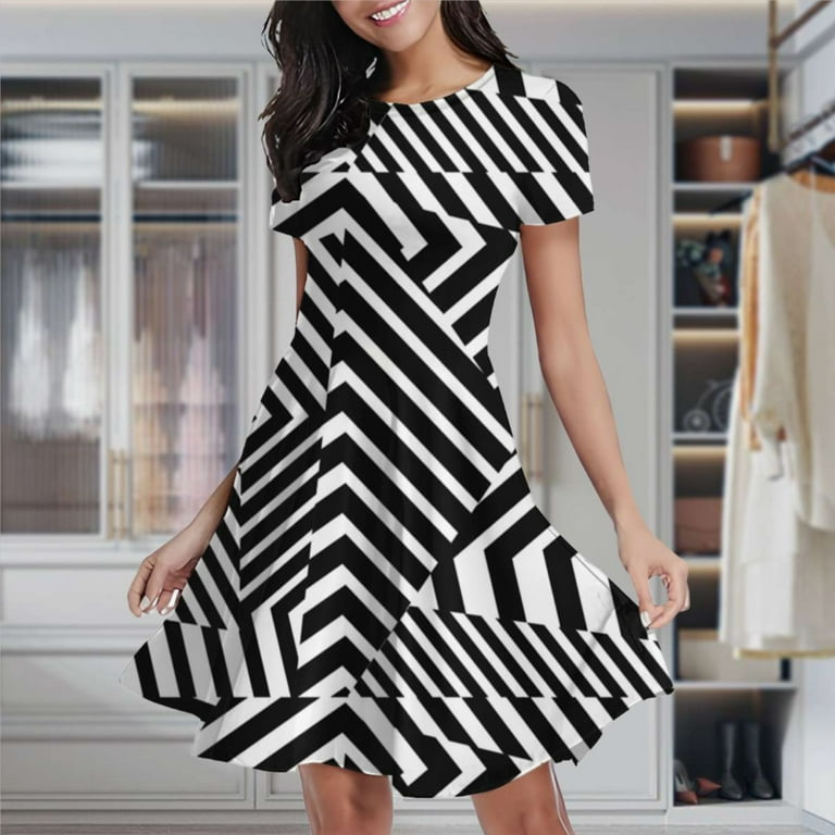 Modern Minimalist Dazzle Black And White Stripes Women's Classic