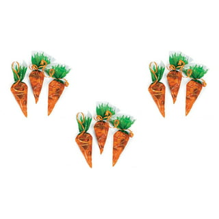 YASUOA Carrot Shaped Treat Bags for Kids Cookies Goodies Cotton Candy Christmas Chocolates Easter Transparent Cone Cello Top Bag 7.9 * 15.4