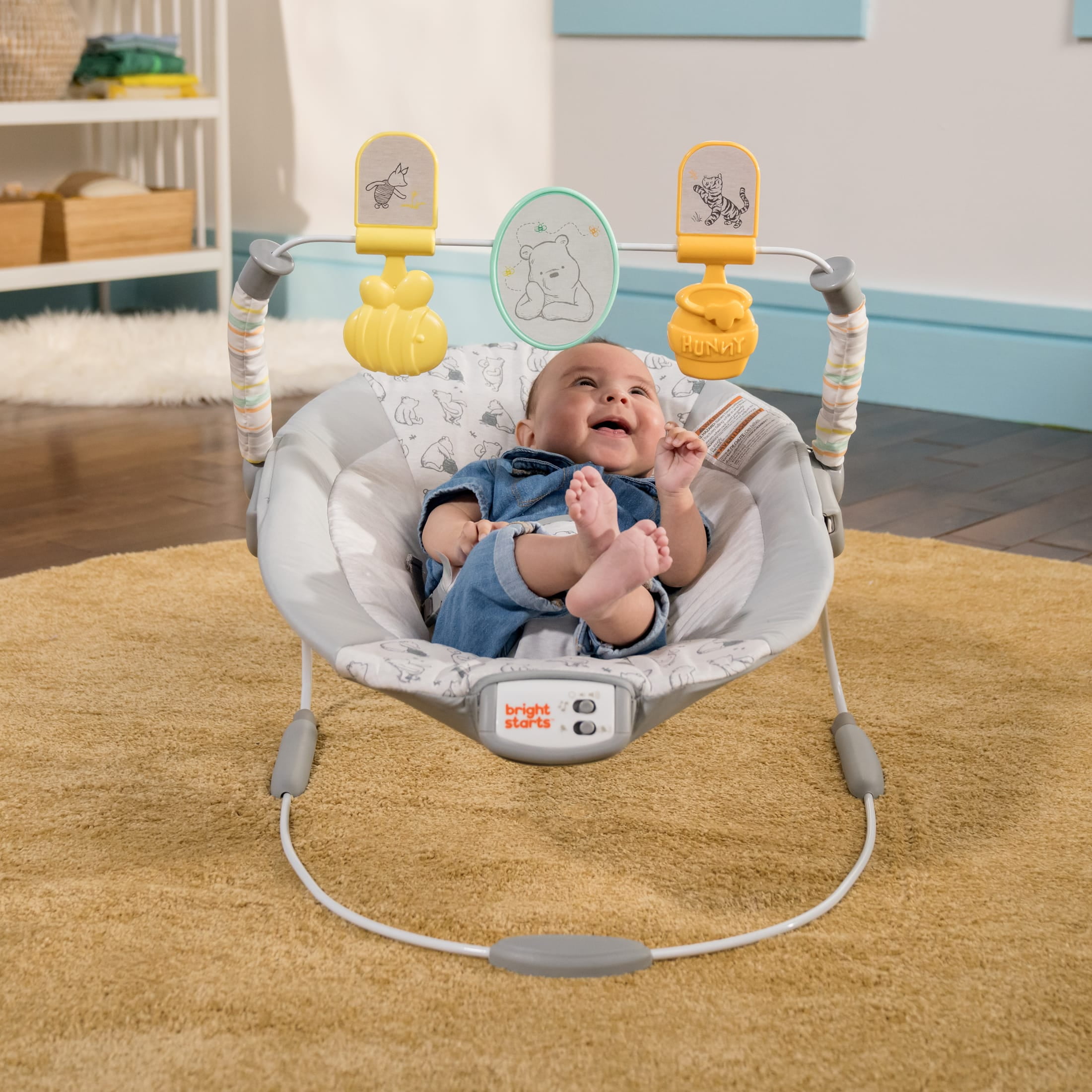 Disney Baby Winnie the Pooh Classic Pals Vibrating Bouncer by Bright Starts, Unisex, Newborn