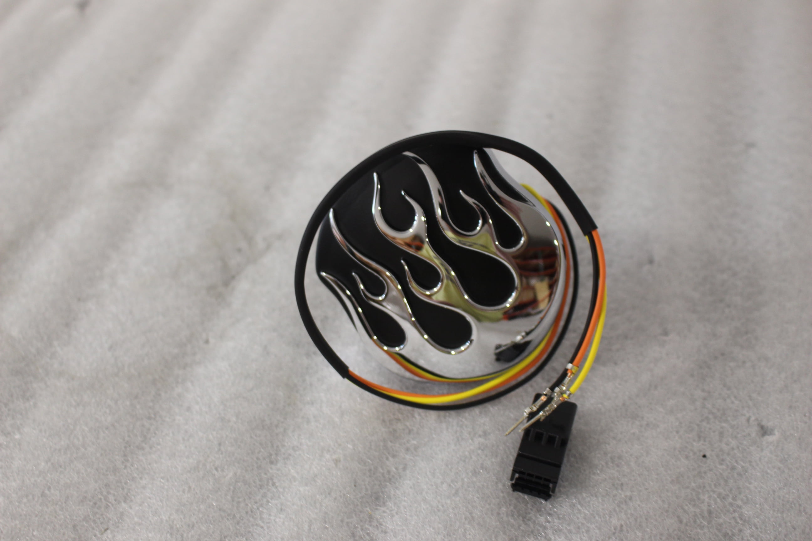 NEW OEM HARLEY LED FUEL GAUGE, MIDNIGHT FLAMES 7534510A SOFTAIL DYNA ROADKING