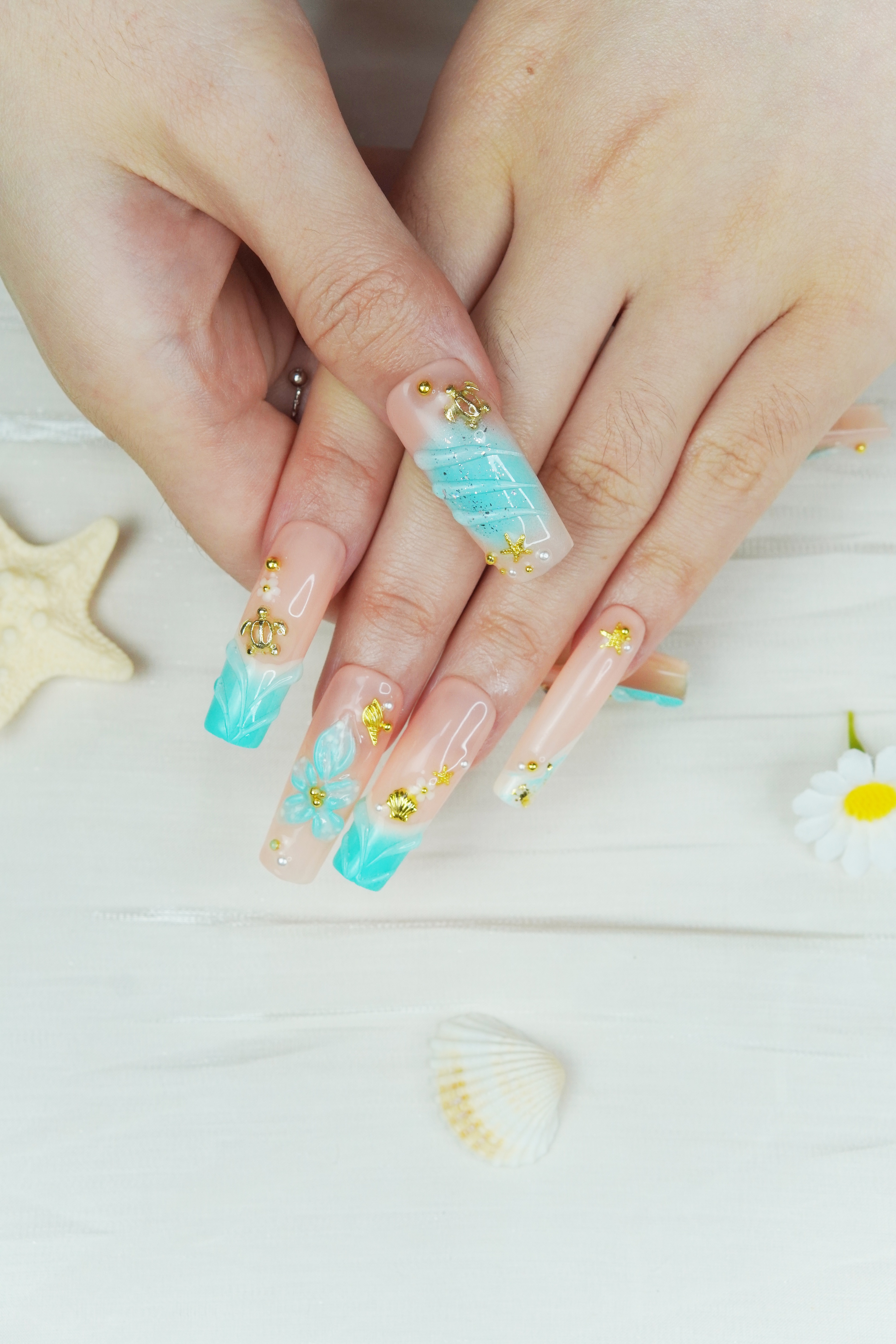 Nail Fairy Seafoam Green 3D Press-On Nails – Tropical Mermaid-Inspired Summer Set of 10 with Free Tool Kit