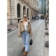 thumbnail image 4 of Abrigo corto de piel sintética para mujer, chaqueta suave, gruesa y cálida de manga larga con solapa, estilo informal, novedad de invierno, 2024, 4 of 5