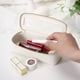 thumbnail image 2 of Bolsa para brochas de maquillaje Aveniee, transparente y delgada, con soporte para cosméticos, color blanco, 2 of 8