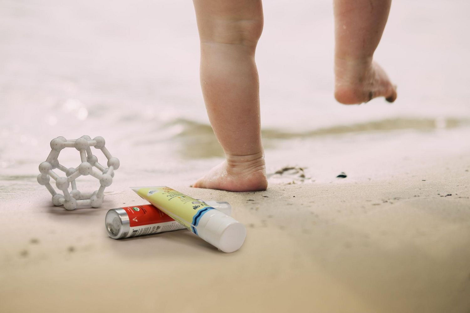 Kushies - Silibounce - jouet-dentition en silicone - Sable