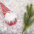 thumbnail image 3 of Nieve artificial decorativa iridiscente con purpurina, ideal para decorar el árbol de Navidad, el hogar y el invierno (120 g), 3 of 5