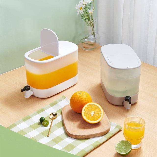 Sentmoon Drink Pitcher Lemonade Pitcher Large capacity water dispenser with built in faucet food grade refrigerated container suitable for iced tea and lemonade