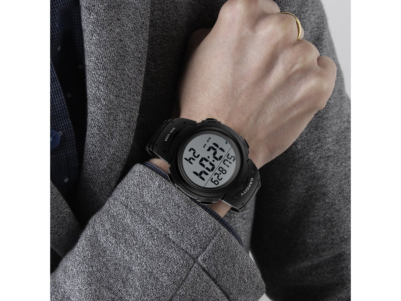 Men's Digital Sports Watch LED Screen Large Face Military, Black, Size No Size