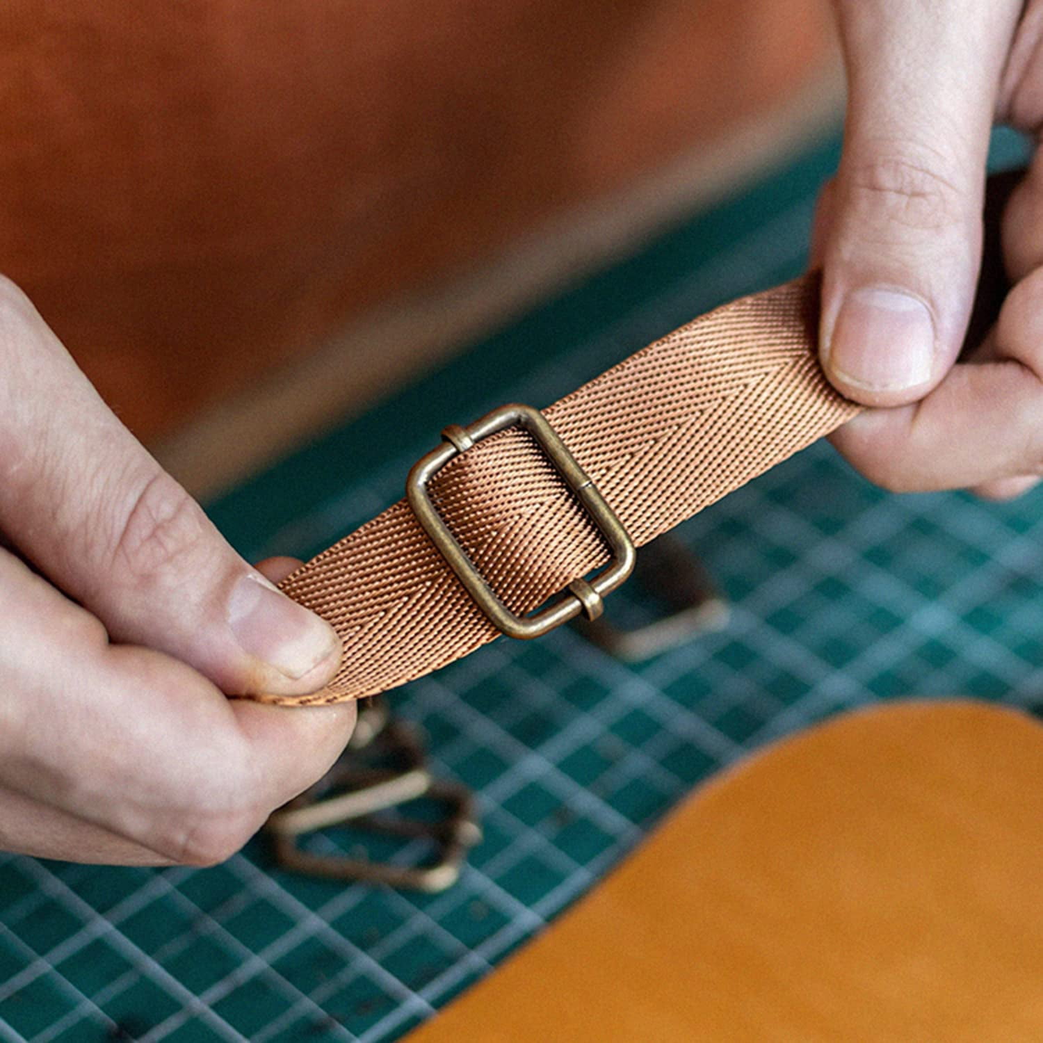 CRAFTME STUDIO 1-1/2 Inch Triglide Slider Belt Keeper with Movable Bar Strap Adjuster, Rectangle Purse and Bag Webbing Hardware, 10 PCS (Antique Brass)