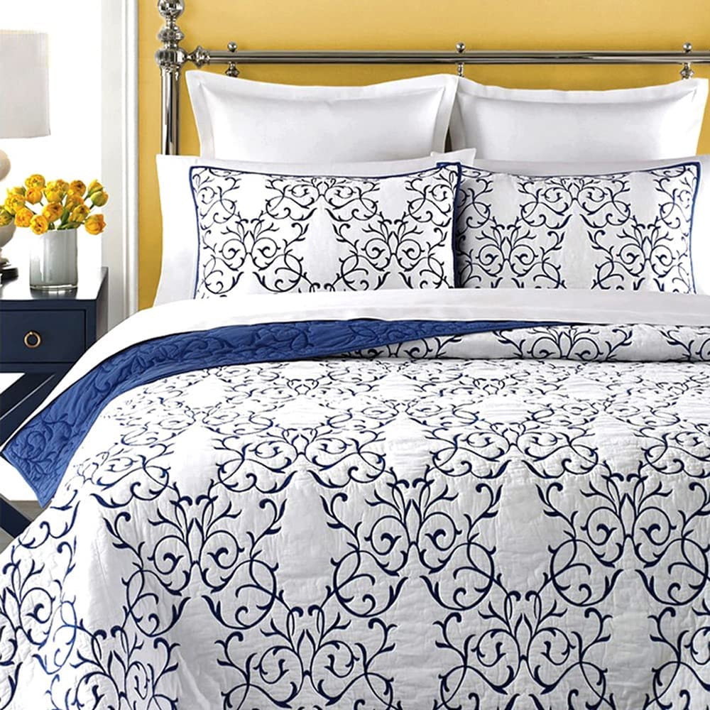 Reversible King Quilt Cotton 3Piece Blue Embroidery Pattern Elegant Quilt Set With Embroidered