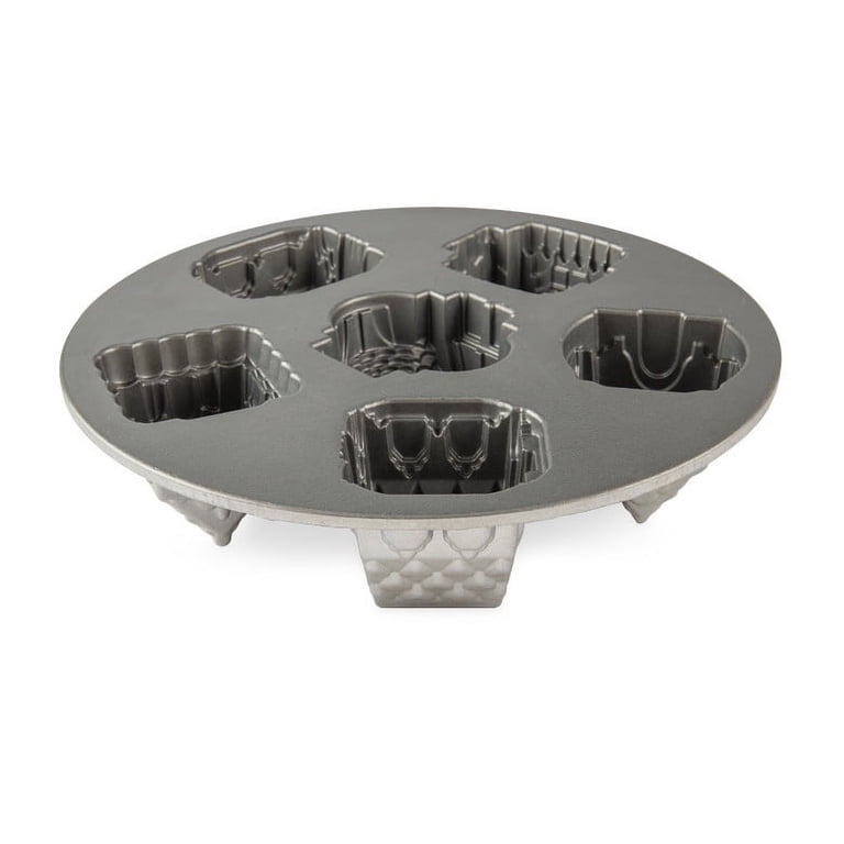 Nordic Ware, Cozy Village Pan, 6-cup capacity, Mini Cottage Cake