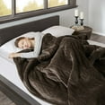 thumbnail image 4 of Beautyrest Heated Microlight to Berber Blanket in Chocolate Queen, 4 of 6